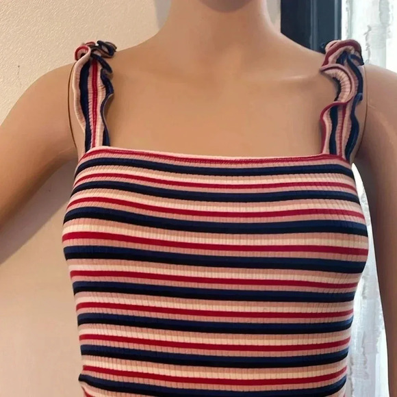 Reformation stripped bodysuits with ruffles strap - Picture 10 of 13